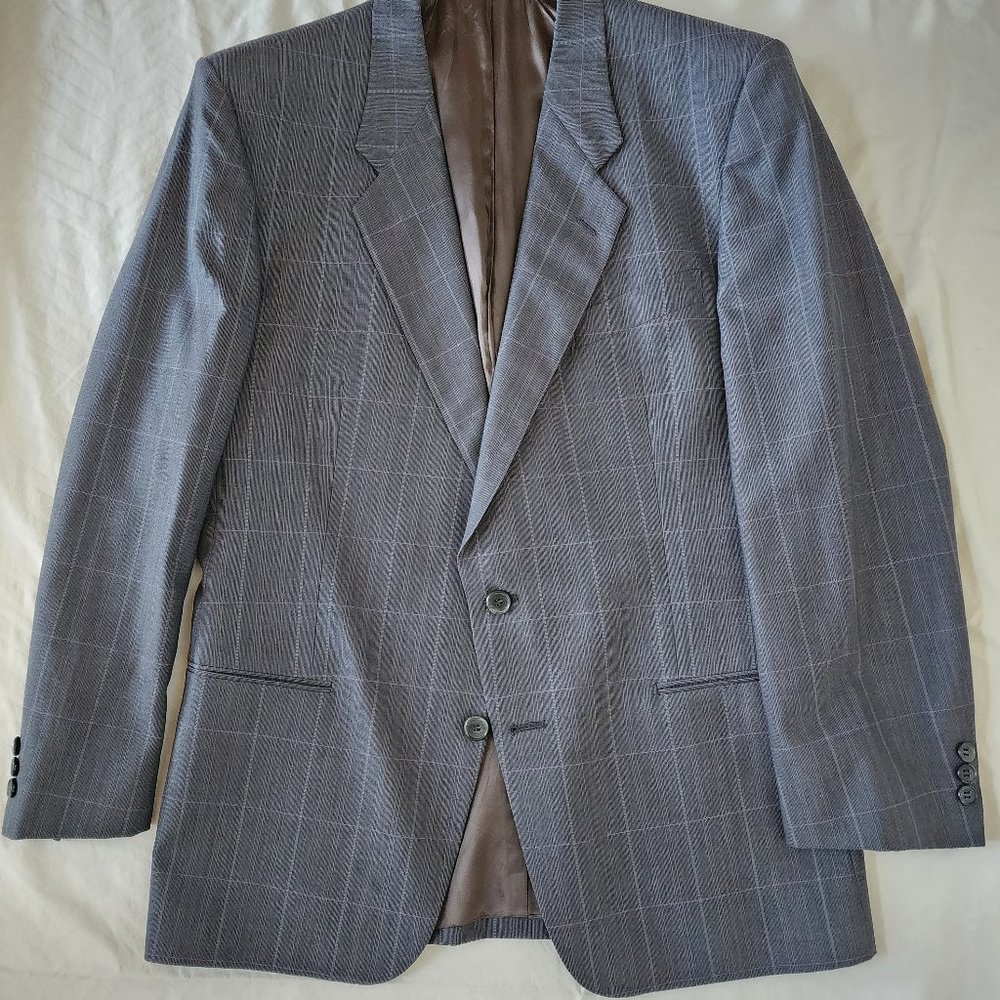Studio Uomo 42R Lightweight Wool Italian-made Suit